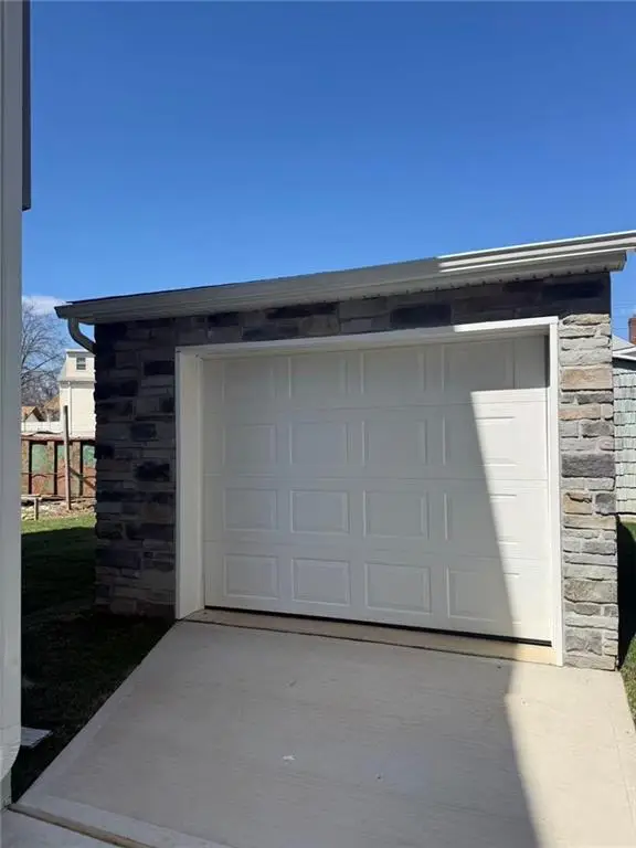 27 Lava Street, Staten Island, NY 10305 - #3