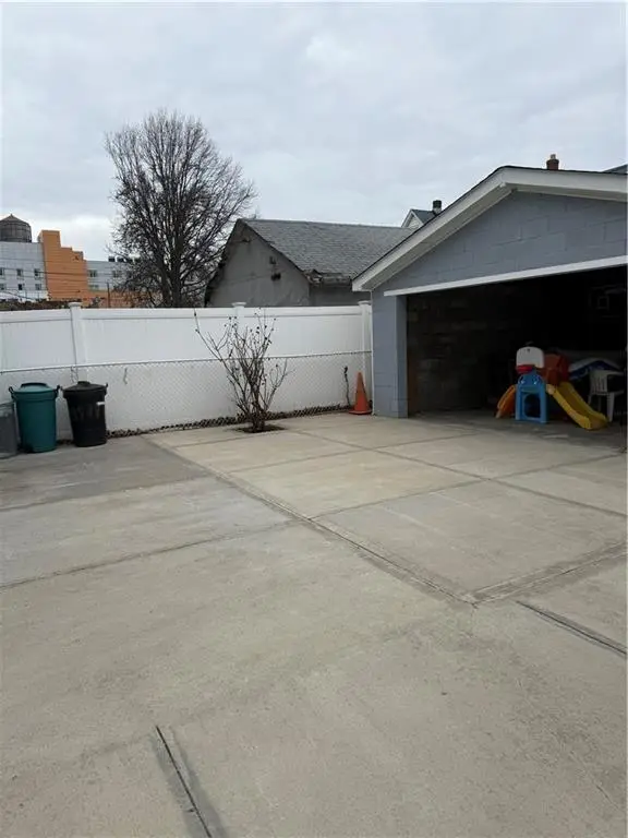 139-19 88th Road, Jamaica, NY 11435 - #3