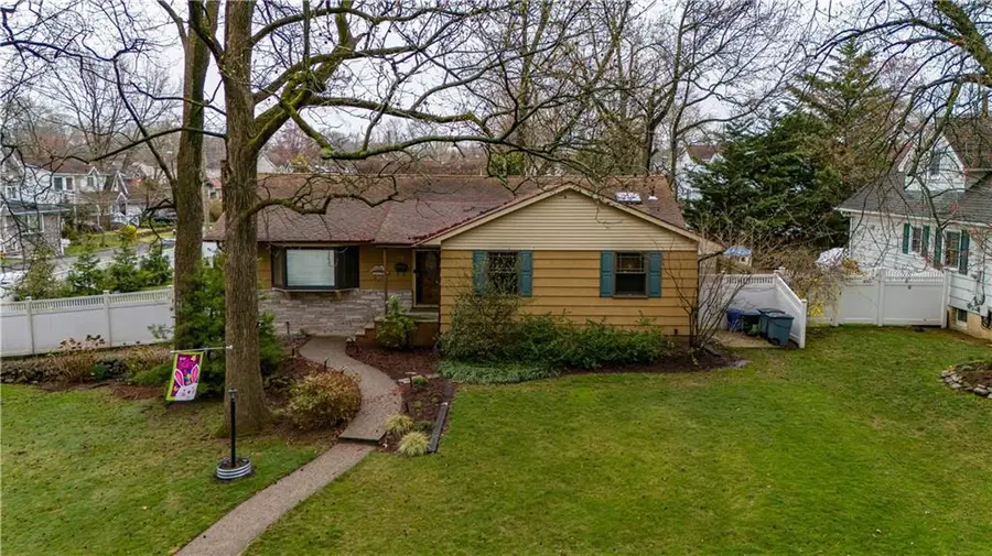 214 Dewey Avenue, Staten Island, NY 10308 - #2