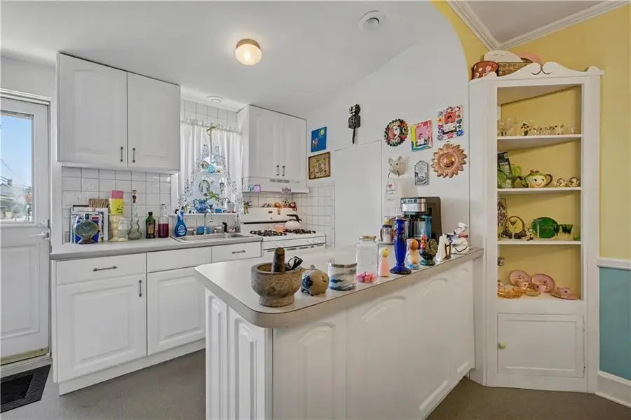 26 Ira Court, Brooklyn, NY 11229 - #2