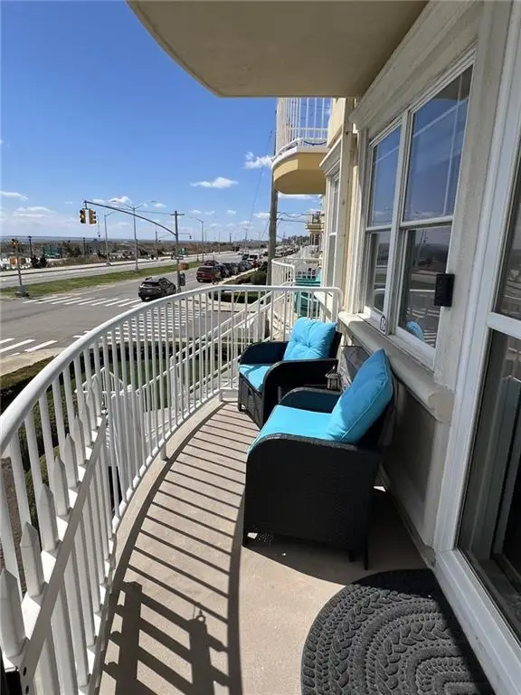 100-12 Shore Front Parkway #18B, Rockaway Park, NY 11694 - #2