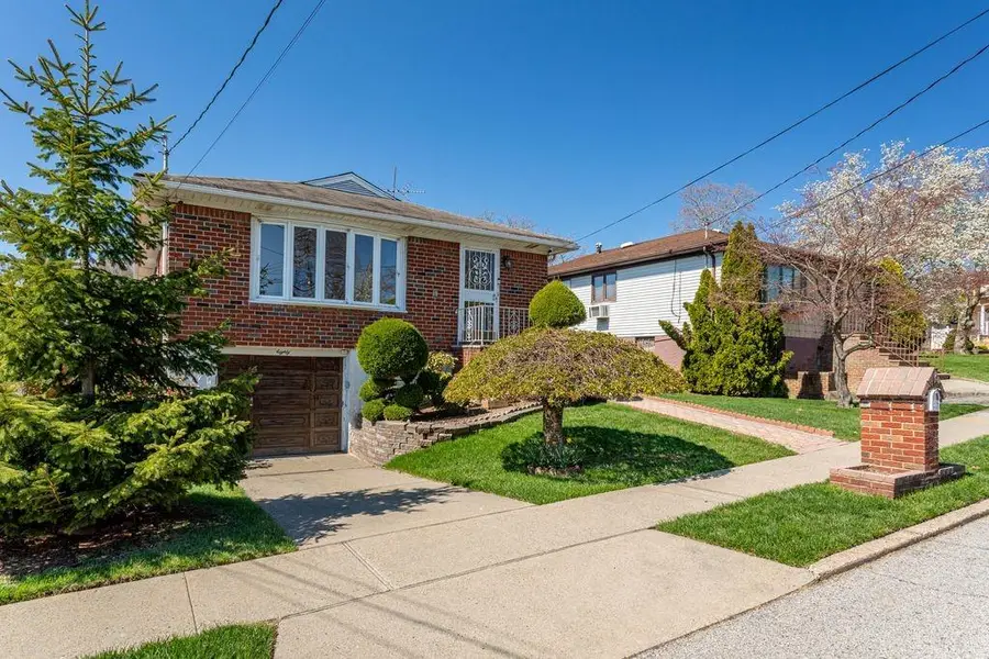 80 Spratt Avenue, Staten Island, NY 10306 - #3