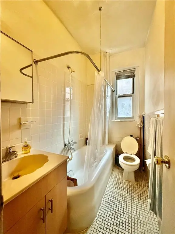 1961 65th Street #3A, Brooklyn, NY 11204 - #3