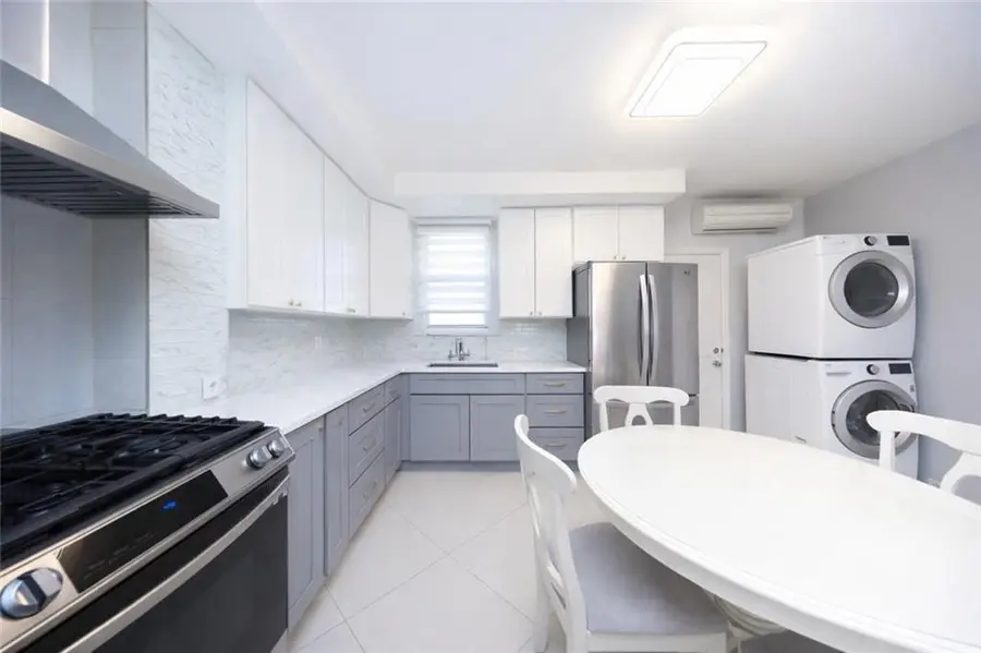 259 Bay 13th Street, Brooklyn, NY 11214 - #3