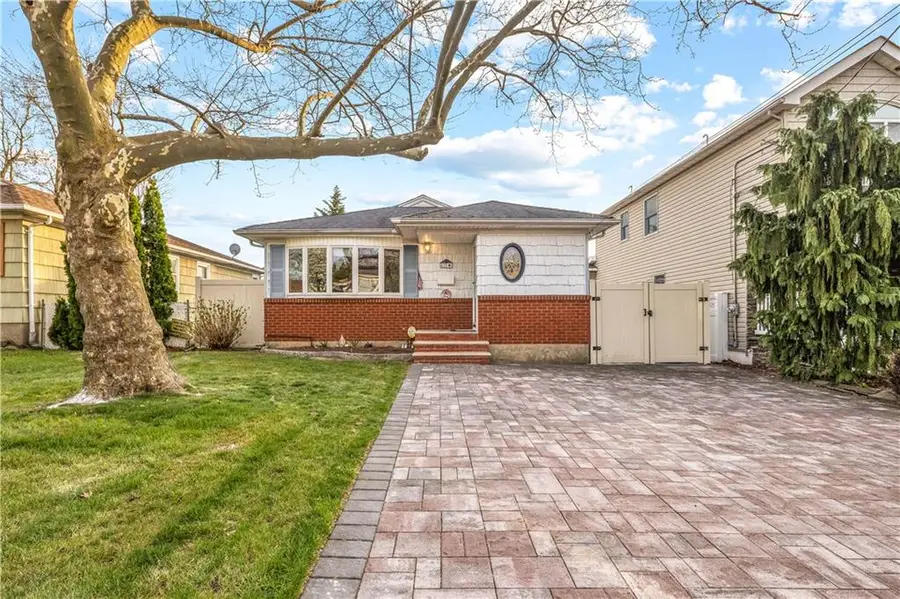 428 Armstrong Avenue, Staten Island, NY 10308 - #2