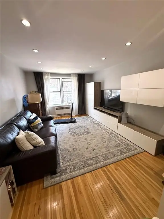 2553 East 7th Street #1D, Brooklyn, NY 11235 - #2
