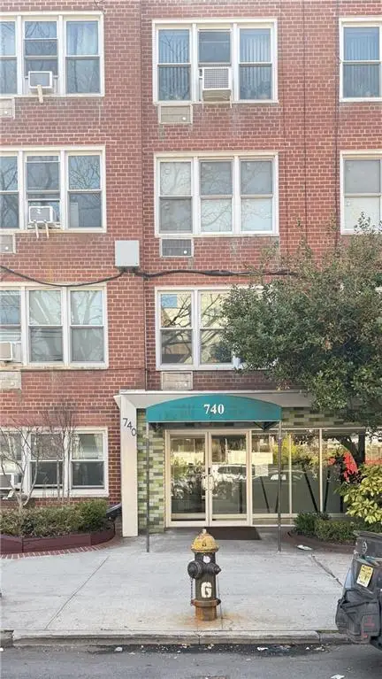 740 East 32nd Street #J6, Brooklyn, NY 11210