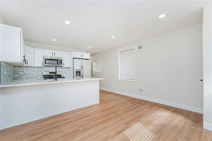 35 Milbank Road, Staten Island, NY 10306 - #3