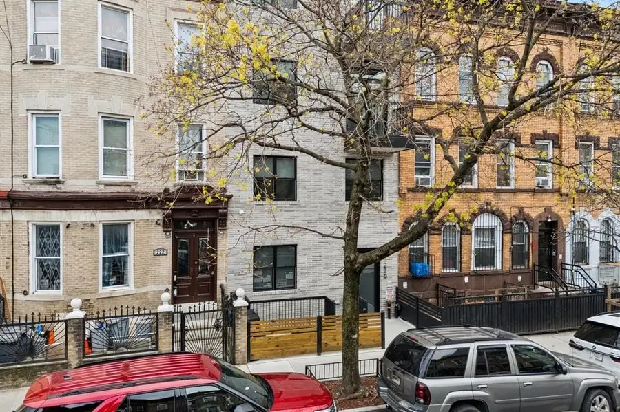 220 Schaefer Street #2B, Brooklyn, NY 11207 - #2