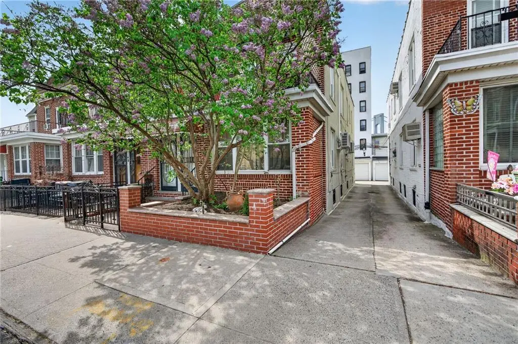 262 95th Street, Brooklyn, NY 11209 - #1