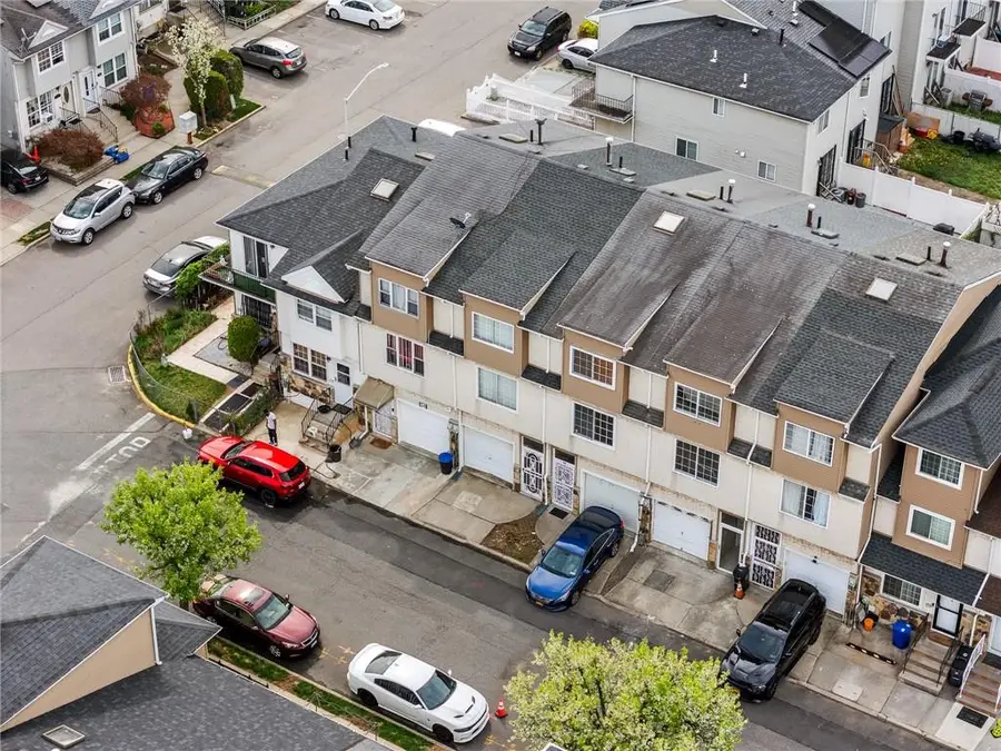 60 Stage Lane, Staten Island, NY 10304 - #2
