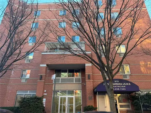 970 41st Street #3E, Brooklyn, NY 11219