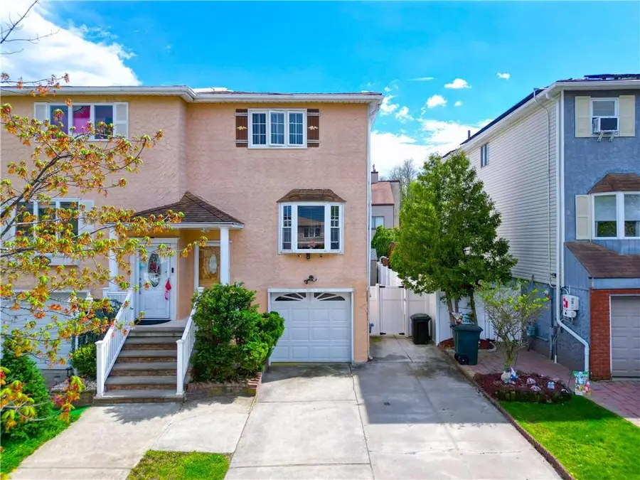 372 Barlow Avenue, Staten Island, NY 10308 - #3