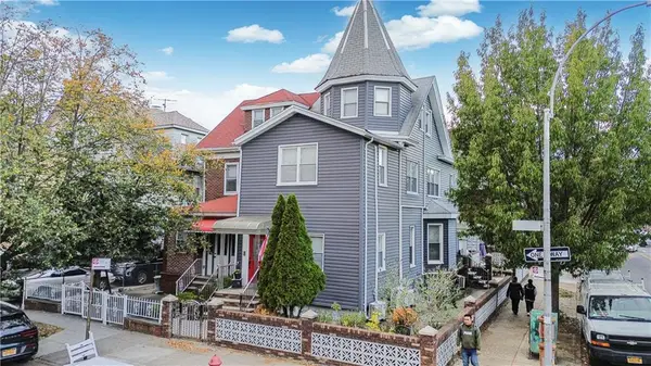 8686 Bay 16th Street, Brooklyn, NY 11214