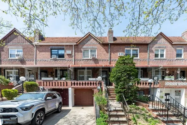 676 East 38th Street, Brooklyn, NY 11210