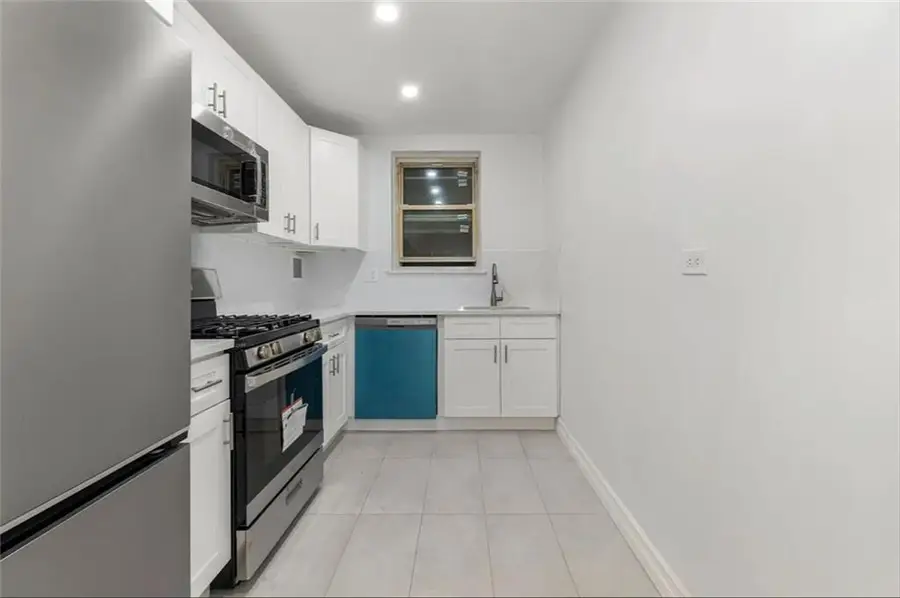 720 East 32nd Street #G5, Brooklyn, NY 11210 - #3