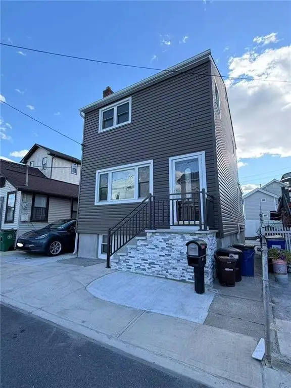30 Seafoam Street, Staten Island, NY 10306 - #2