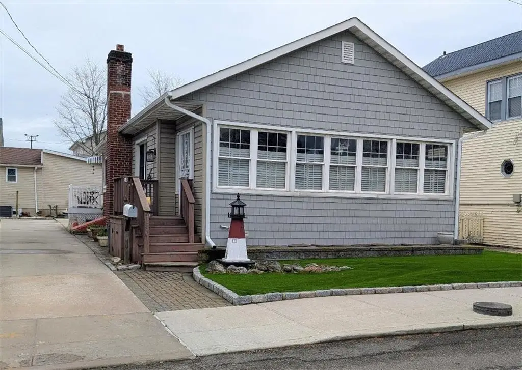 150 Beach 3rd Street, Far Rockaway, NY 11691 - #1