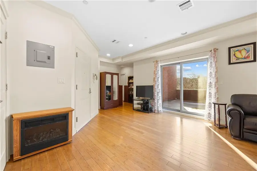 1689 East 21st Street #6A, Brooklyn, NY 11210 - #2