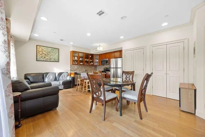 1689 East 21st Street #6A, Brooklyn, NY 11210 - #3