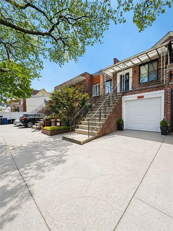 730 Dunne Court, Brooklyn, NY 11235 - #2