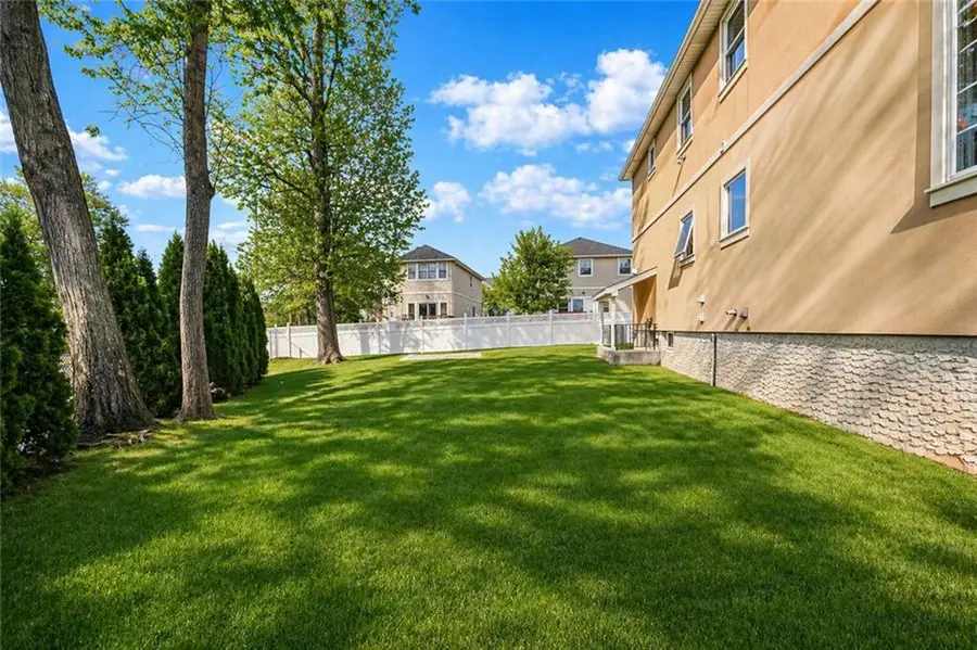 41 St. Edward Lane, Staten Island, NY 10309 - #3