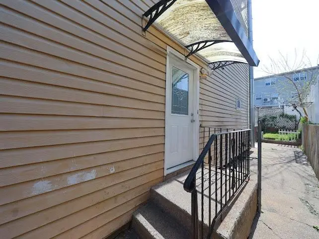 200 Sand Lane, Staten Island, NY 10305 - #3