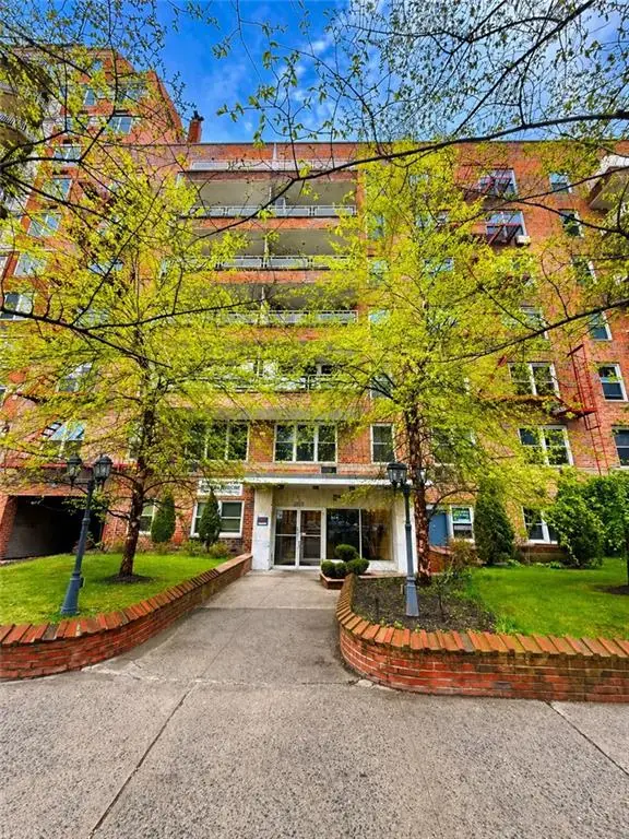 2815 Ocean Parkway #2D, Brooklyn, NY 11235