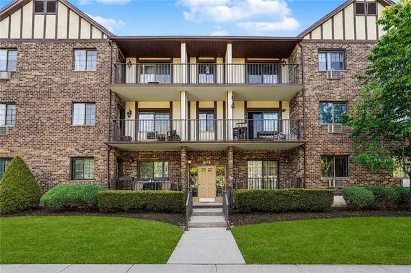 160 Devon Loop #2, Staten  Island, NY 10314