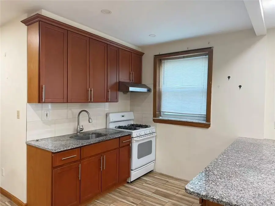 8682 15th Avenue, Brooklyn, NY 11228 - #3