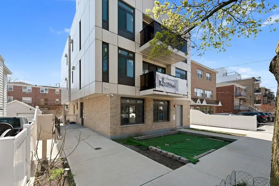 207 Bay 35th Street #3A, Brooklyn, NY 11214 - #2