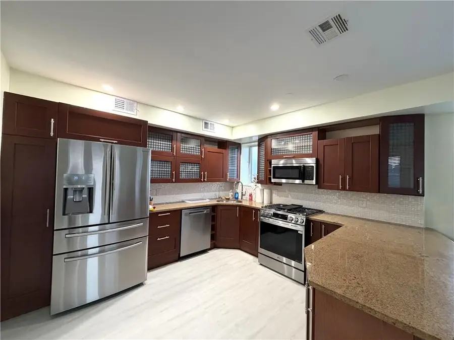63 Brighton 2nd Place #4B, Brooklyn, NY 11235 - #3
