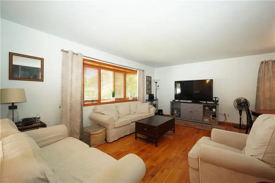 268 Bradford Avenue, Staten Island, NY 10309 - #2