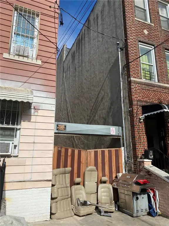 321 Milford Street, Brooklyn, NY 11208 - #3