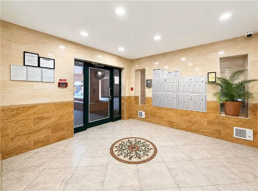 2801 East 11th Street #3A, Brooklyn, NY 11235 - #3