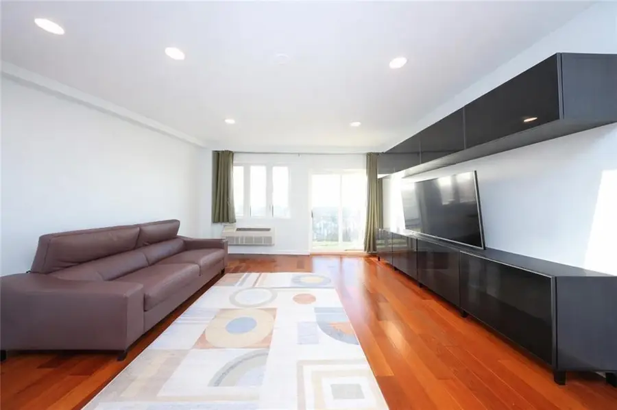 1916 Ocean Avenue #12, Brooklyn, NY 11230 - #3