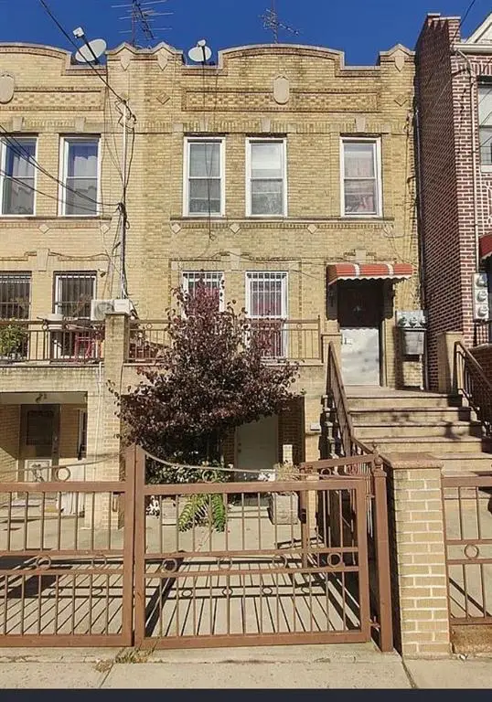 865 55th Street, Brooklyn, NY 11220