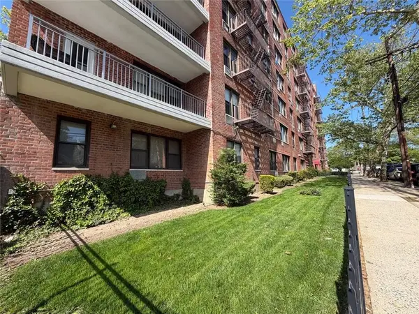 100 Colfax Avenue #3Z, Staten  Island, NY 10306