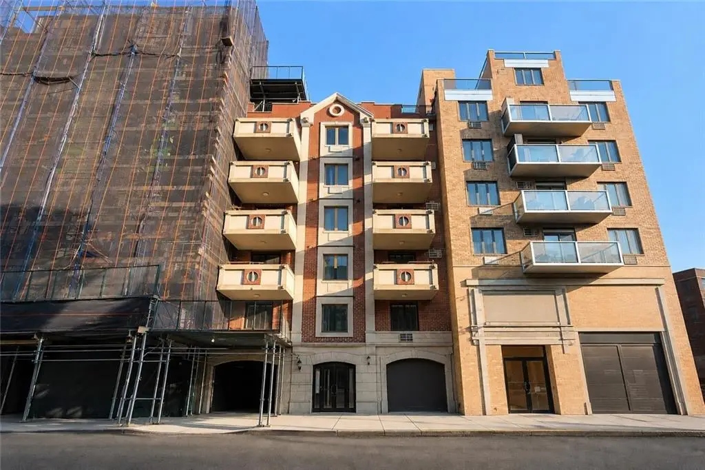 3368 Shore Parkway #3B, Brooklyn, NY 11235 - #1