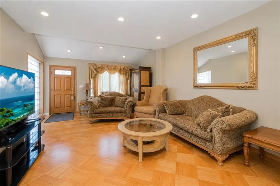 7813 10th Avenue, Brooklyn, NY 11228 - #3