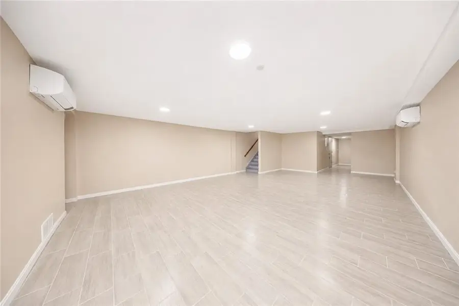 156 Bay 53rd Street, Brooklyn, NY 11214 - #3
