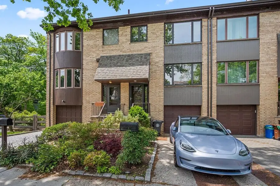 340 Hillbrook Drive #340, Staten Island, NY 10305 - #2