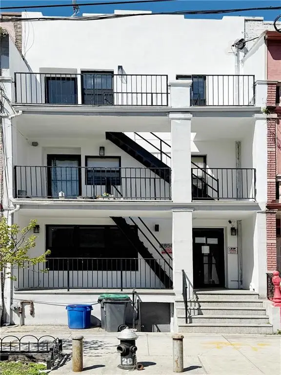 2850 West 17th Street, Brooklyn, NY 11224