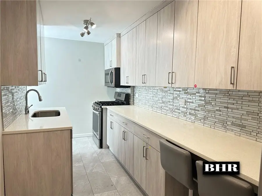 2461 East 29th Street #1F, Brooklyn, NY 11235 - #3