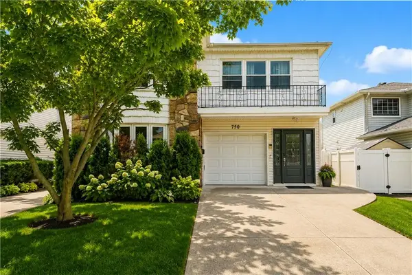750 Klondike Avenue, Staten  Island, NY 10314