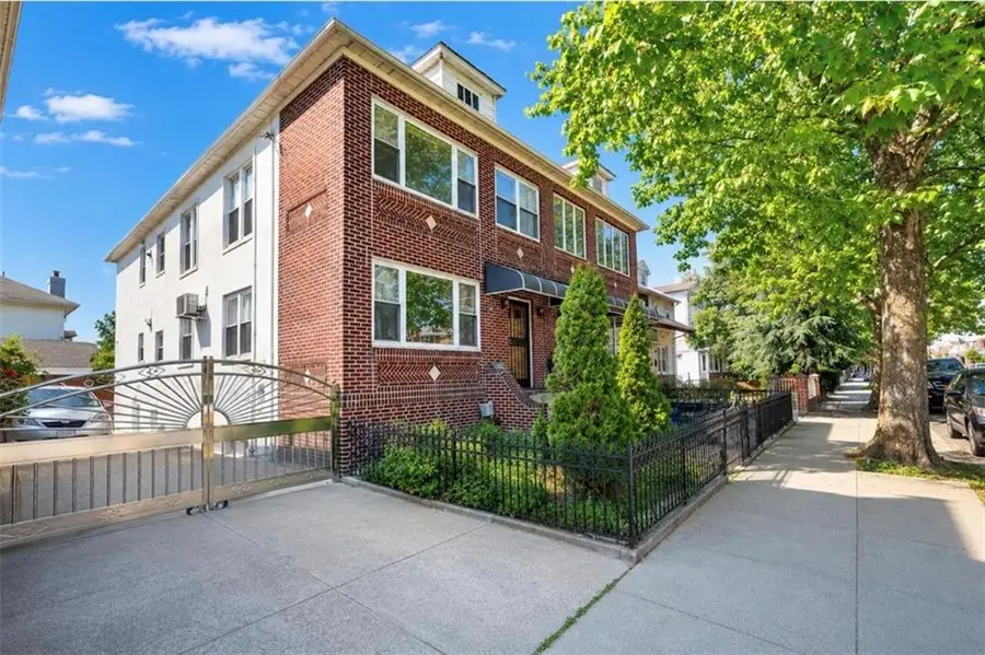 7718 15th Avenue, Brooklyn, NY 11228 - #2