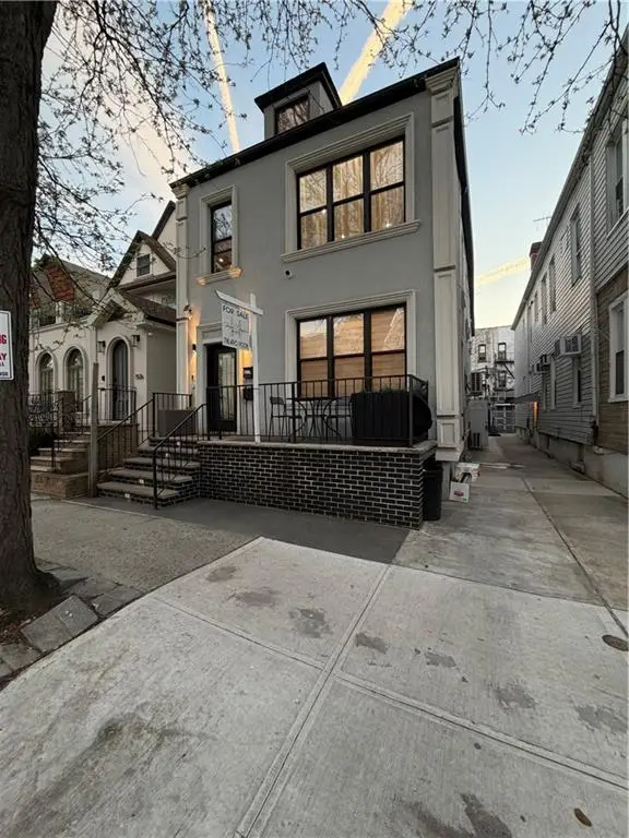 1524 East 12th Street, Brooklyn, NY 11230
