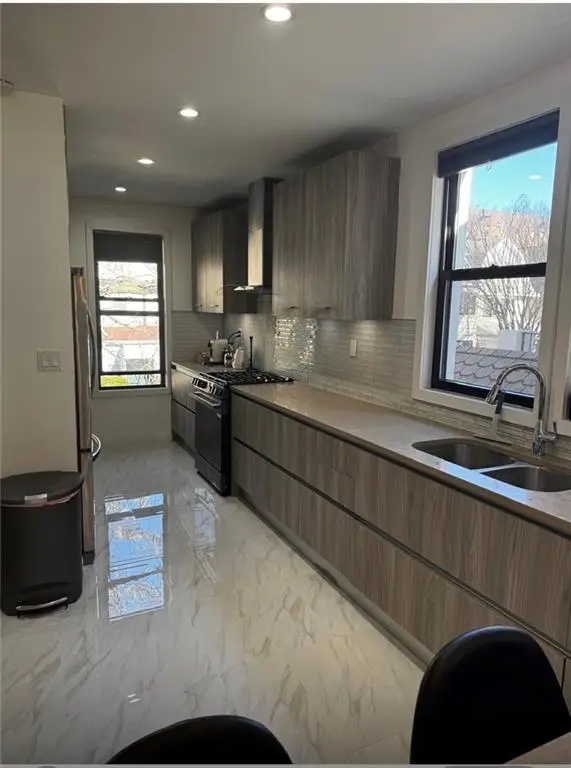 1524 East 12th Street, Brooklyn, NY 11230 - #2