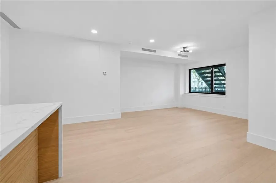 118 Madison Street #1, Brooklyn, NY 11216 - #3