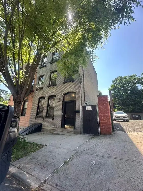 74 Montgomery Avenue, Staten  Island, NY 10301